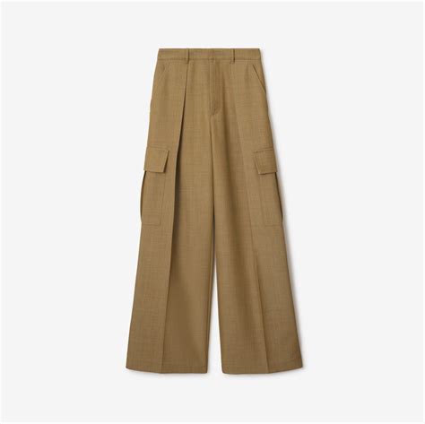 Wool Cargo Trousers in Beige/honey 